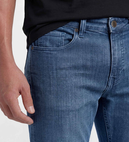 Signature Jeans