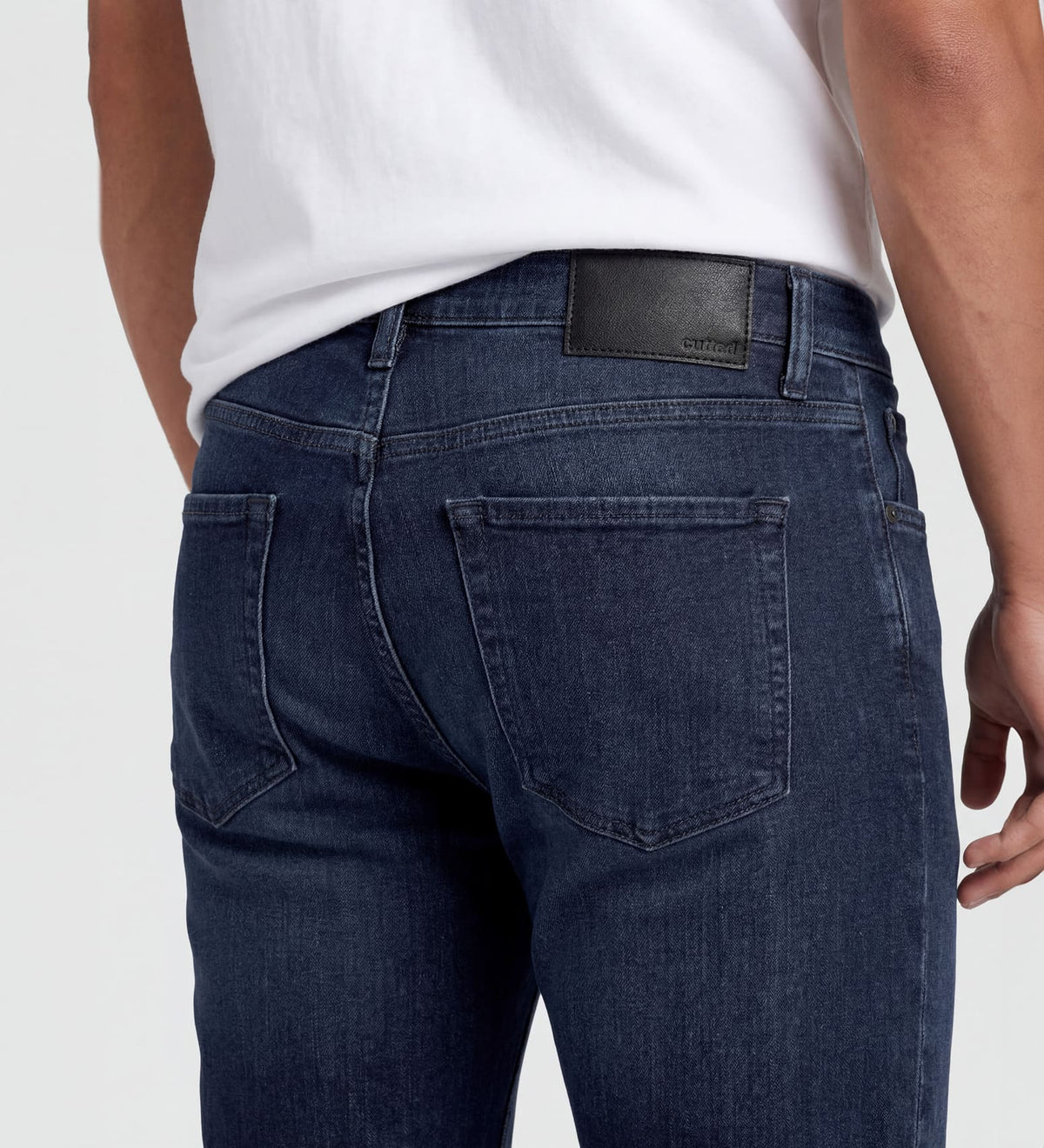 Signature Jeans